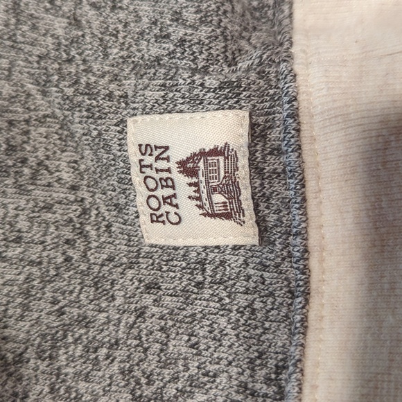 Women's size large pullover Roots hoodie - Picture 4 of 4